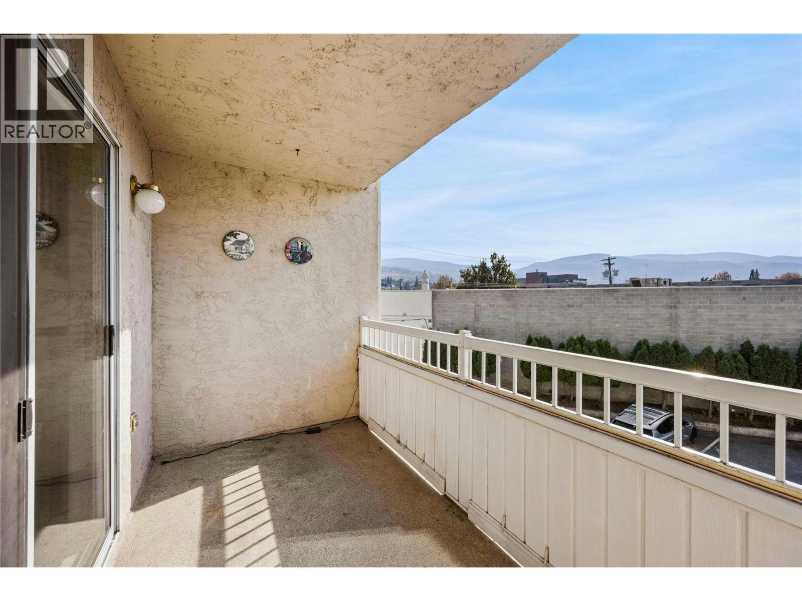 204-133 Winnipeg Street, Penticton, BC, V2A 6L2 - 19