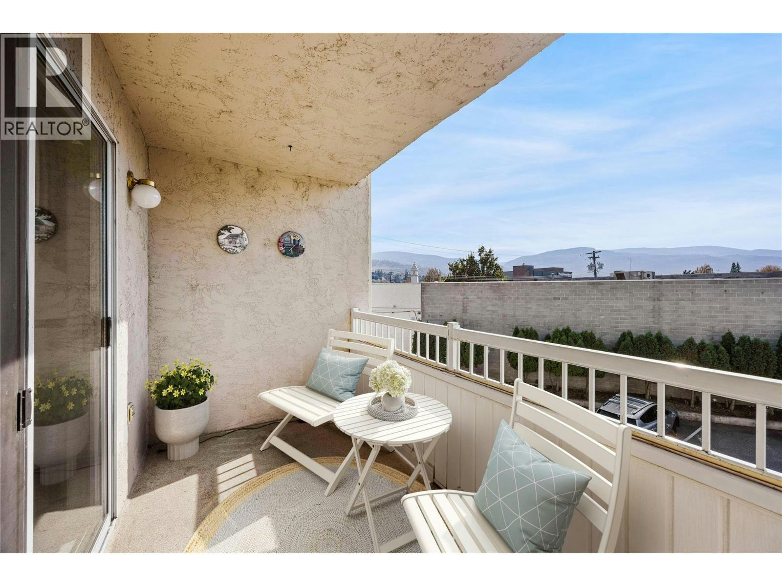 204-133 Winnipeg Street, Penticton, BC, V2A 6L2 - 21