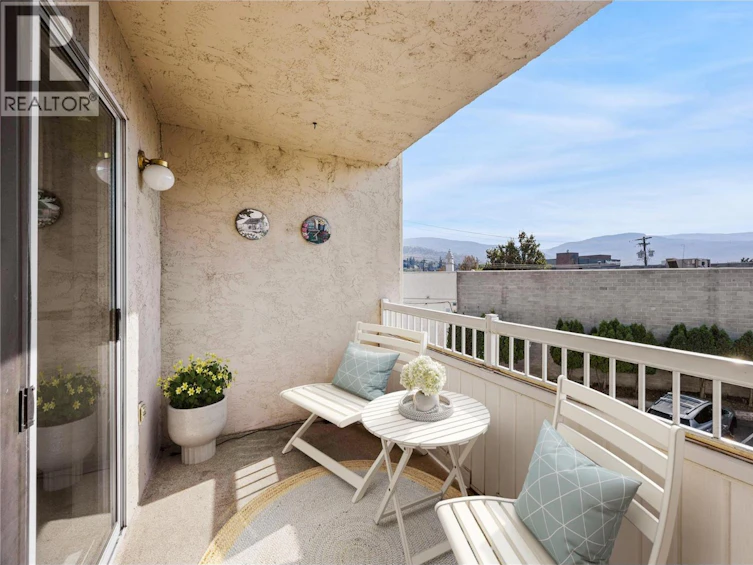204-133 Winnipeg Street, Penticton, BC, V2A 6L2 - 21