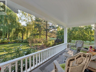5331 34b Avenue - 4