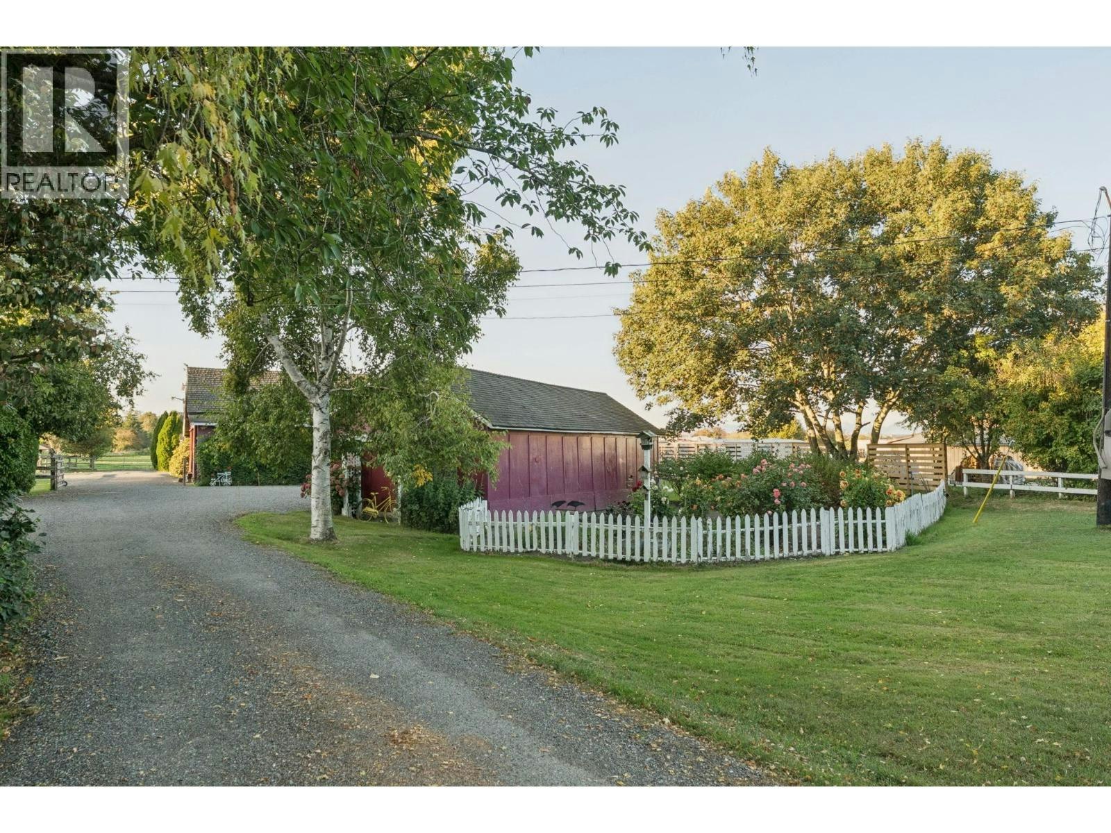 5331 34b Avenue - 3
