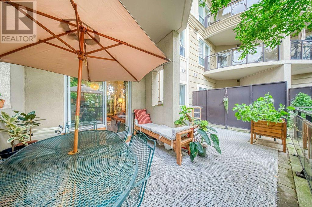 102-8 Maison Parc Court, Vaughan, ON, L4J 9K5