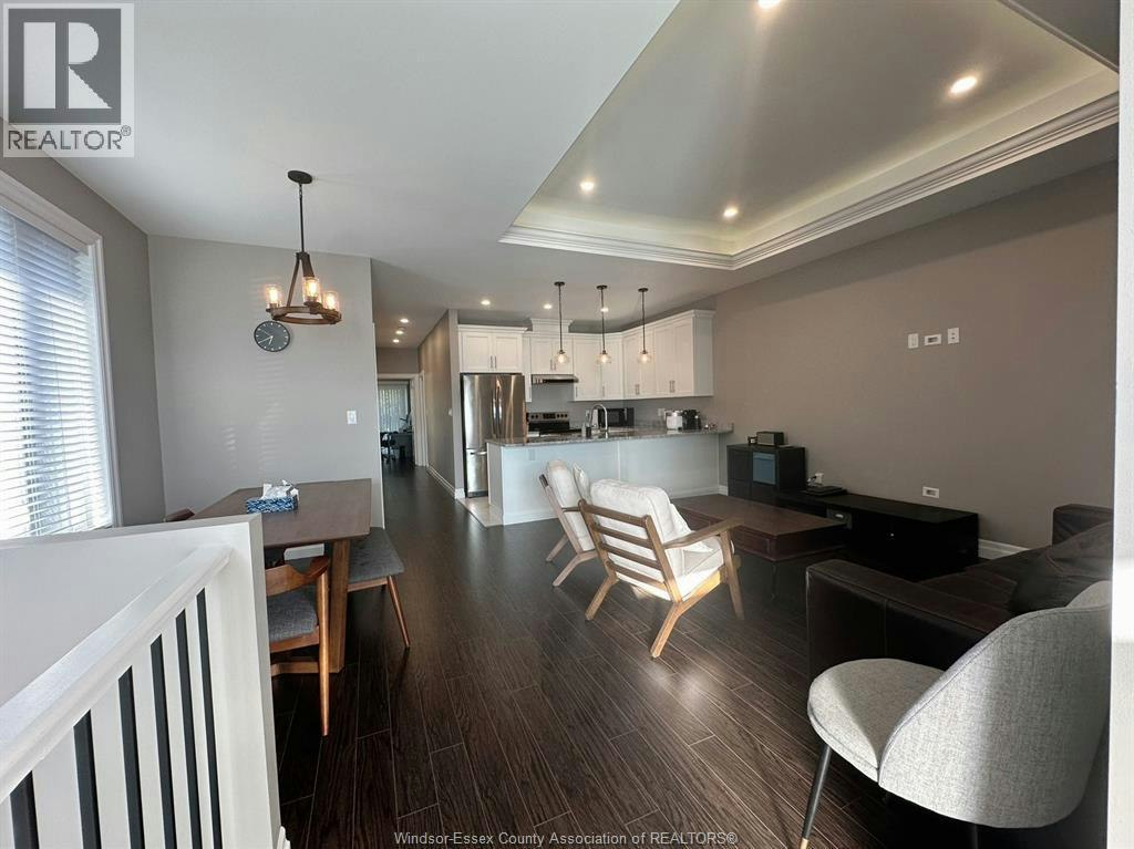 1932 Ethan Court, Windsor, ON, N9T 0B3 - 2