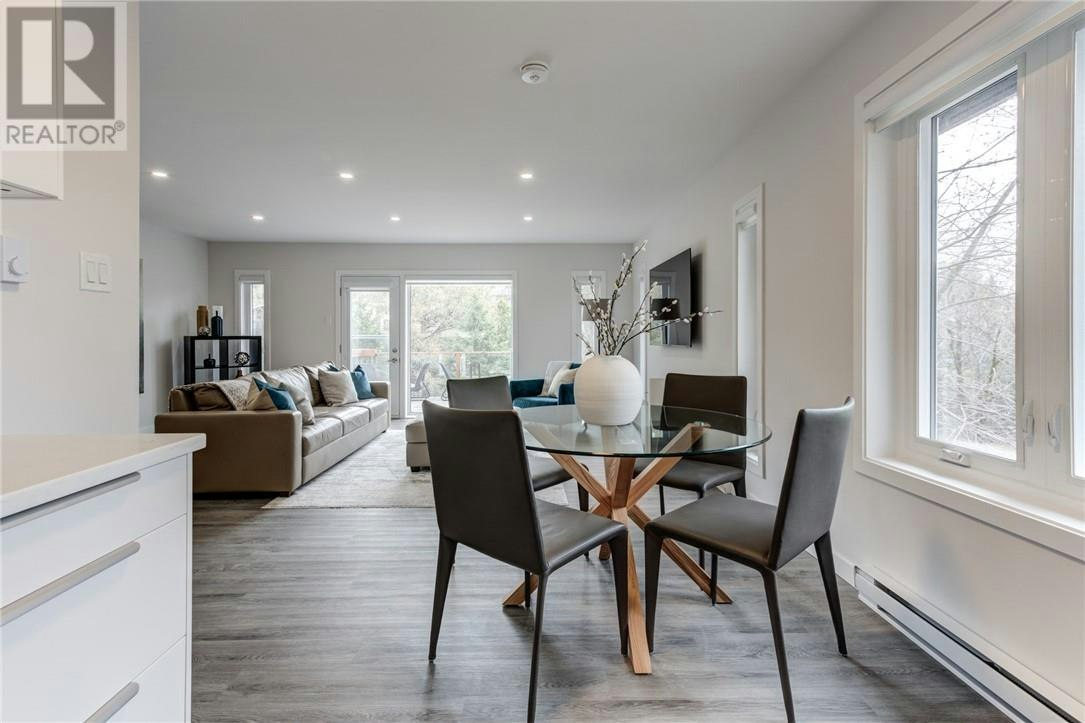 Upper-1246 Southview Drive, Greater Sudbury, ON, P3E 2L6 - 6