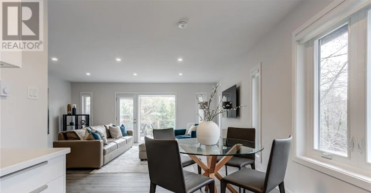 Upper-1246 Southview Drive, Greater Sudbury, ON, P3E 2L6 - 6