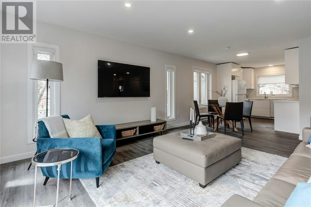 Upper-1246 Southview Drive, Greater Sudbury, ON, P3E 2L6 - 11