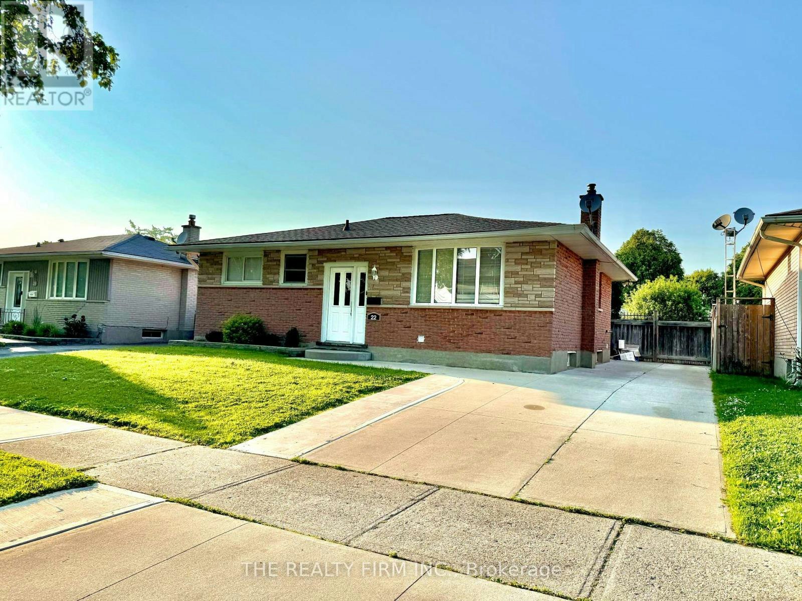 22 Archer Crescent, London, ON, N6E 2A5 - 2
