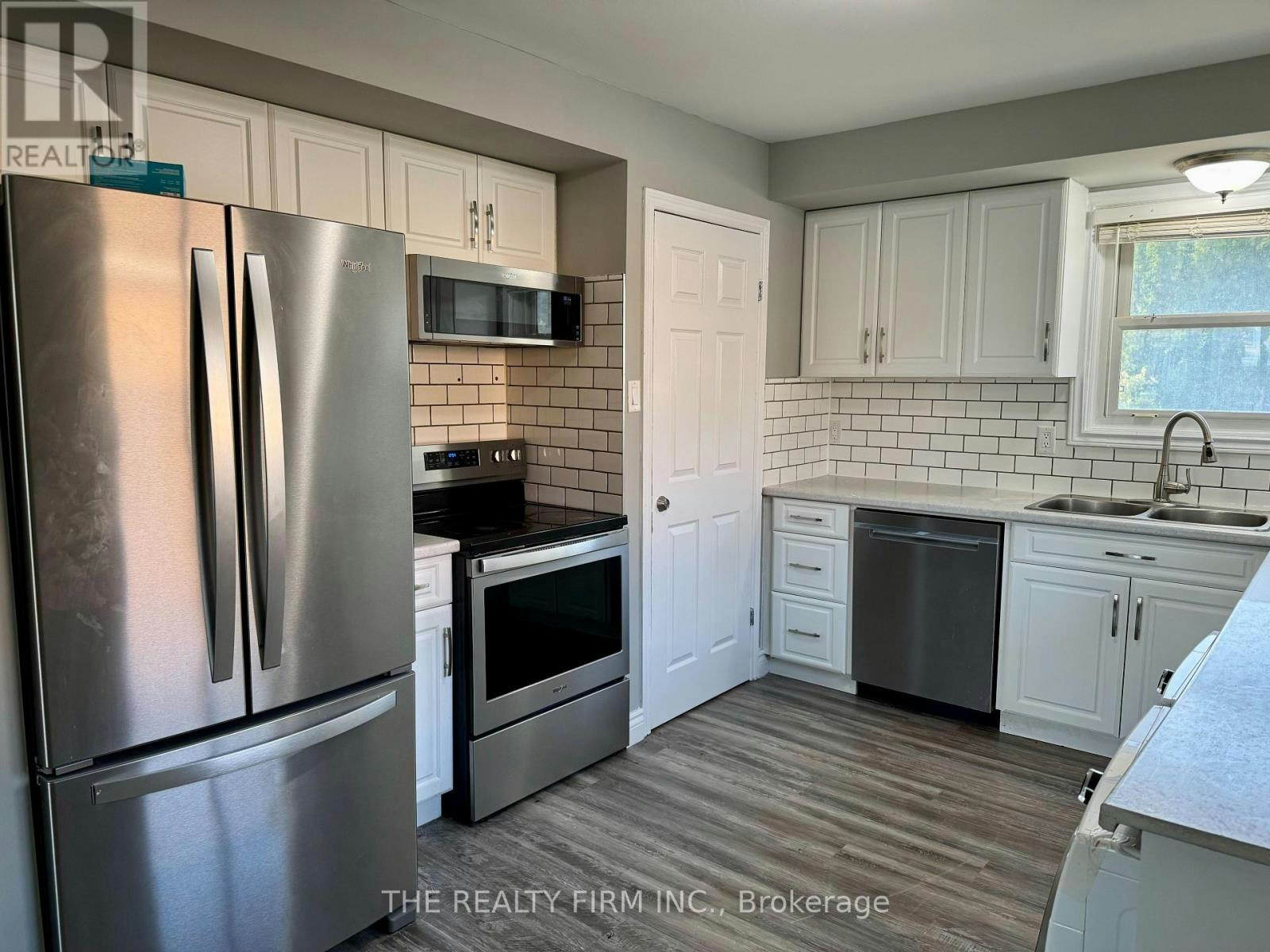 22 Archer Crescent, London, ON, N6E 2A5 - 3