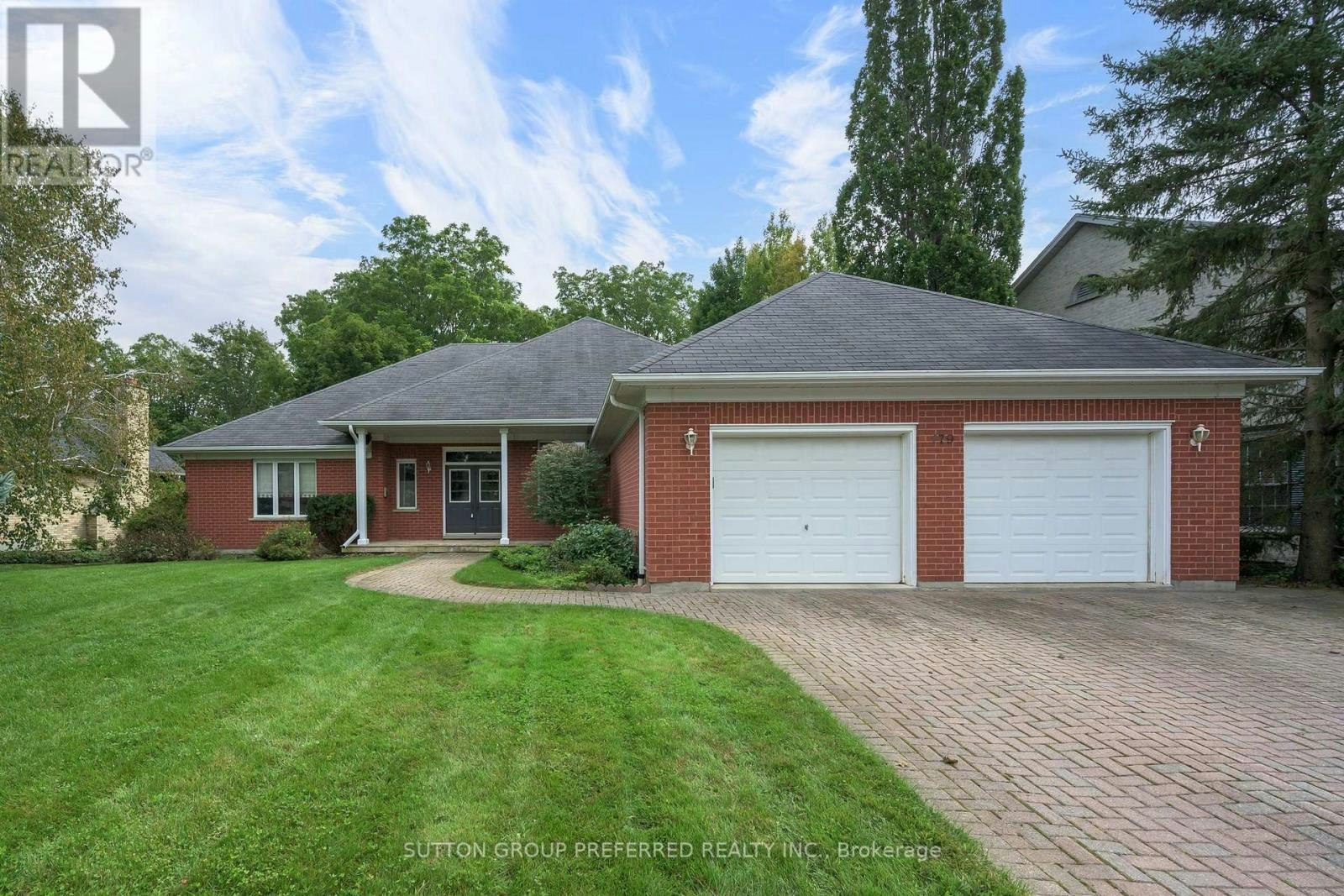 179 Carriage Hill Drive N, London, ON, N5X 3W8