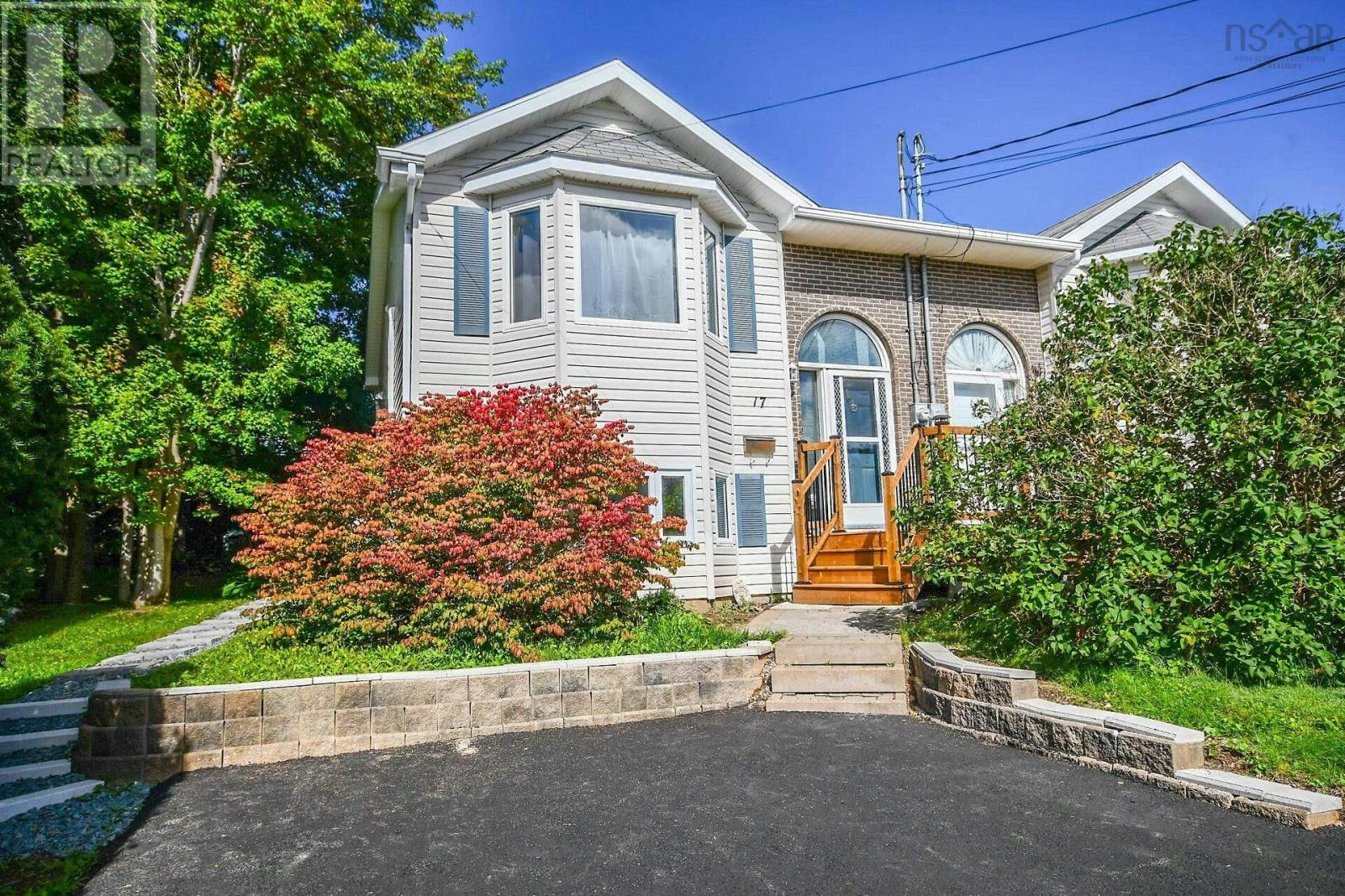17 Fury Drive, Dartmouth, NS, B3A 4Y2
