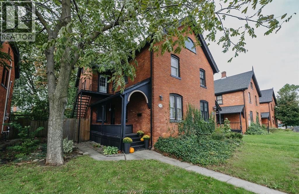 753 Walker Road, Windsor, ON, N8Y 2N2
