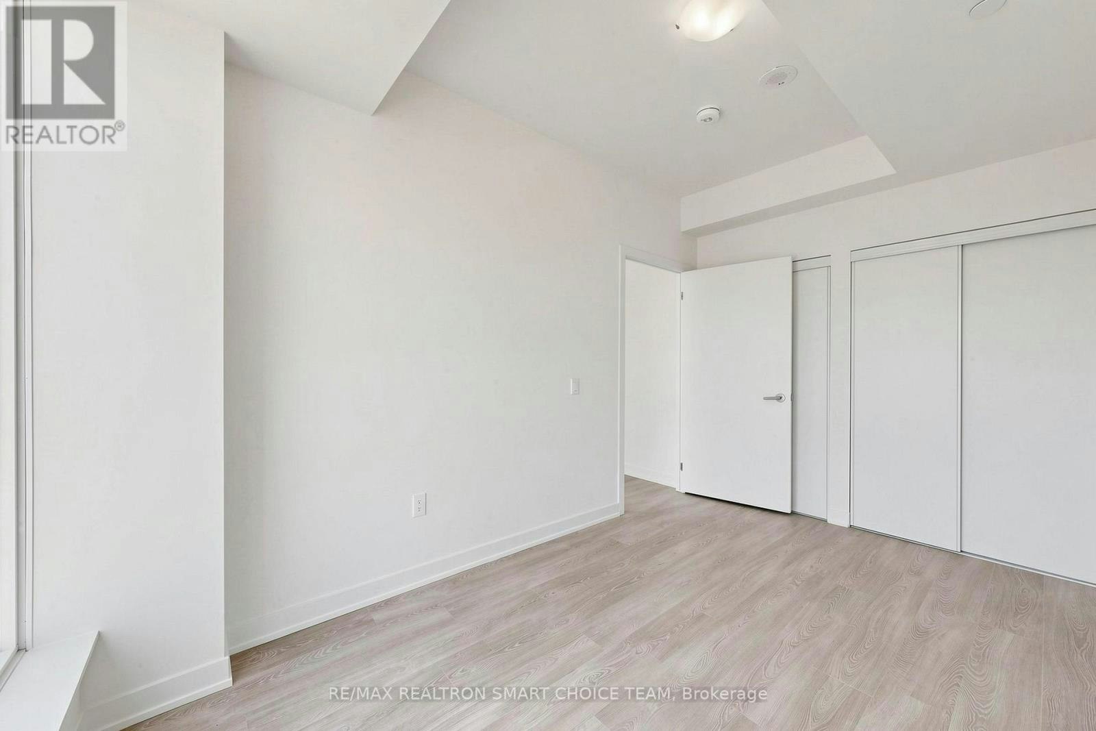 606-5 Quarrington Lane, Toronto, ON, M3C 0S5 - 23