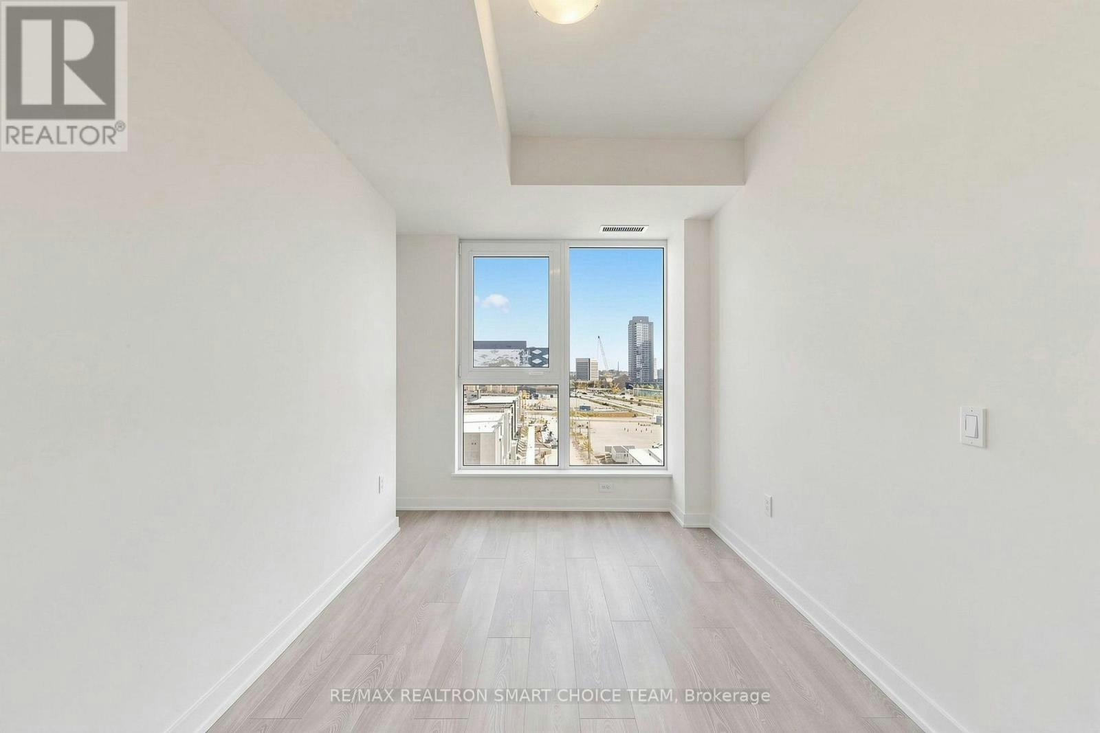 606-5 Quarrington Lane, Toronto, ON, M3C 0S5 - 21