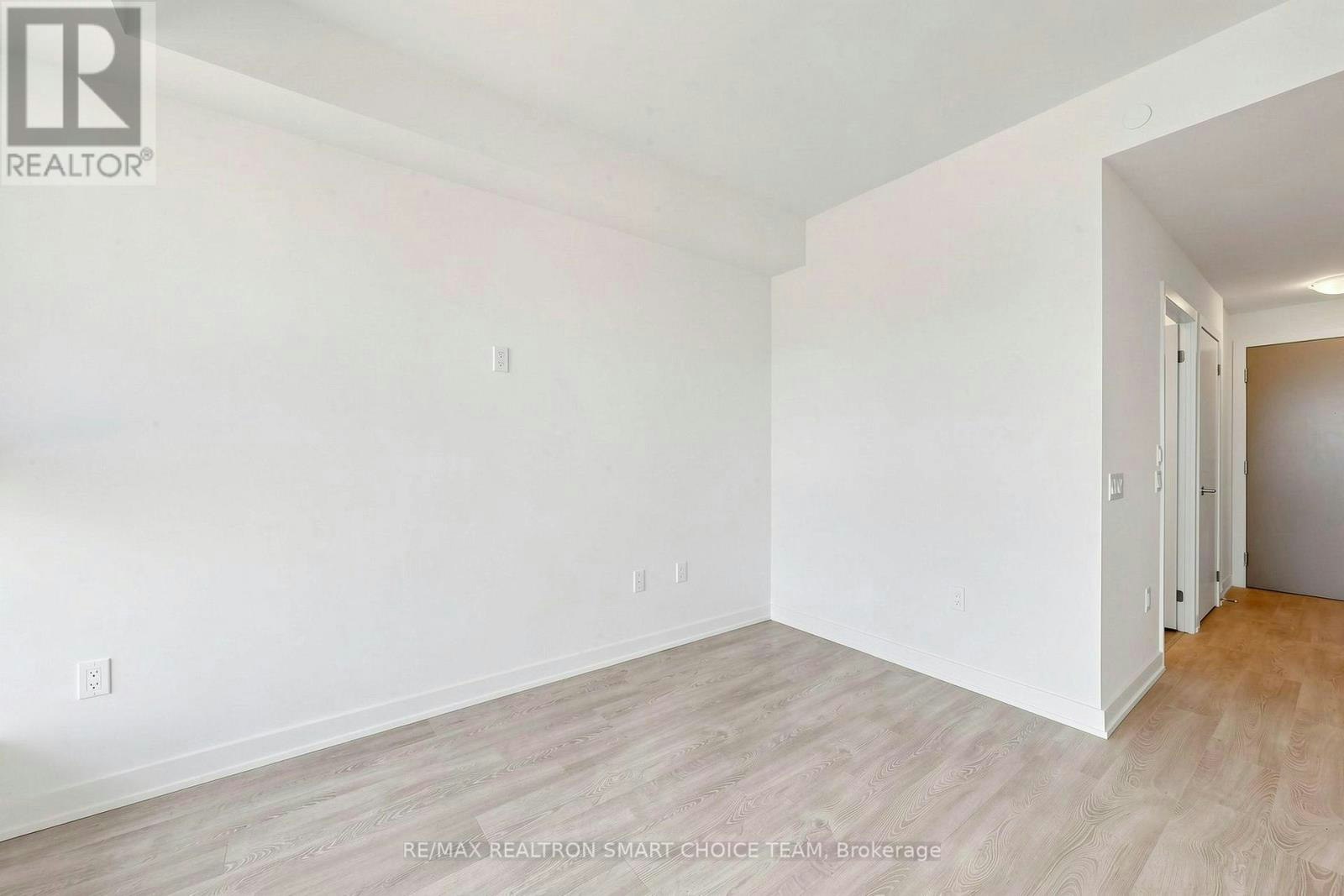606-5 Quarrington Lane, Toronto, ON, M3C 0S5 - 12