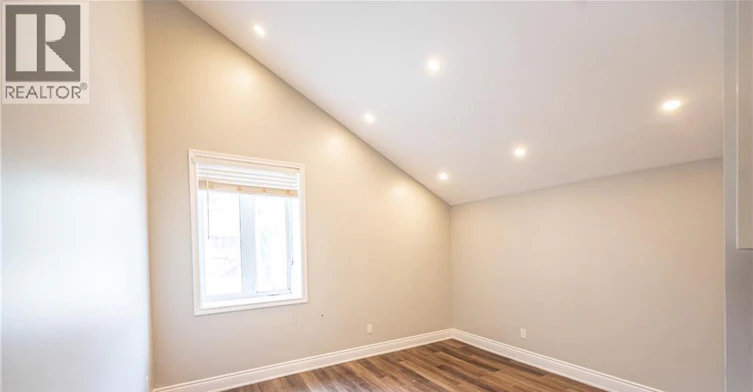 2-70 Victoria Avenue S, Hamilton, ON, L8N 2S7 - 5