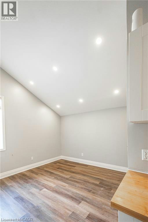 2-70 Victoria Avenue S, Hamilton, ON, L8N 2S7 - 4