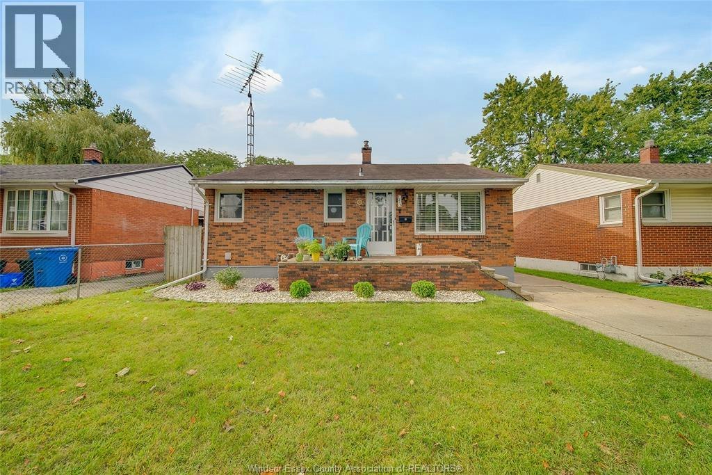 1215 Chappell, Windsor, ON, N9C 3C8 - 23