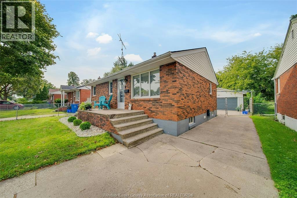 1215 Chappell, Windsor, ON, N9C 3C8 - 4