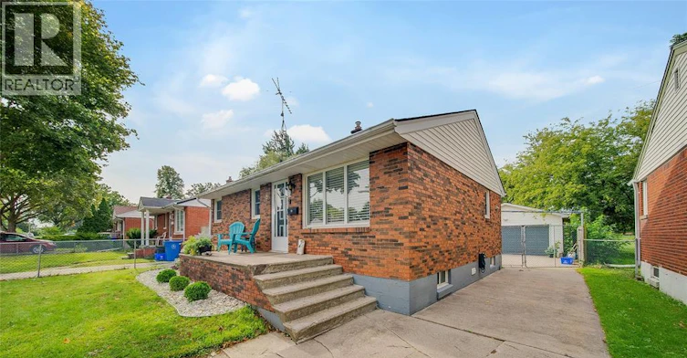 1215 Chappell, Windsor, ON, N9C 3C8 - 4