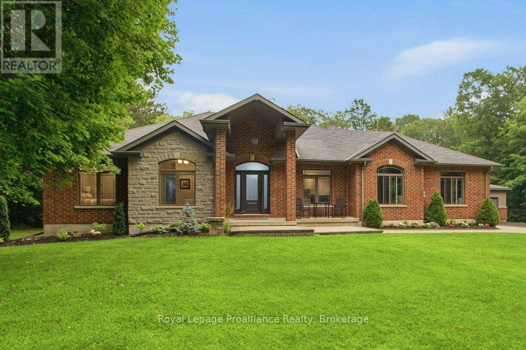 52 Oak Ridge Drive, Quinte West, ON, K0K 3E0