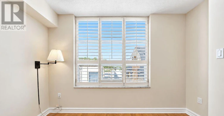 305-221 Robinson Street, Oakville, ON, L6J 7N9 - 7