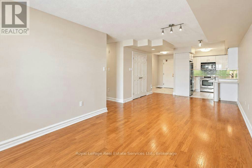 305-221 Robinson Street, Oakville, ON, L6J 7N9 - 10