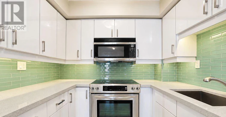 305-221 Robinson Street, Oakville, ON, L6J 7N9 - 11