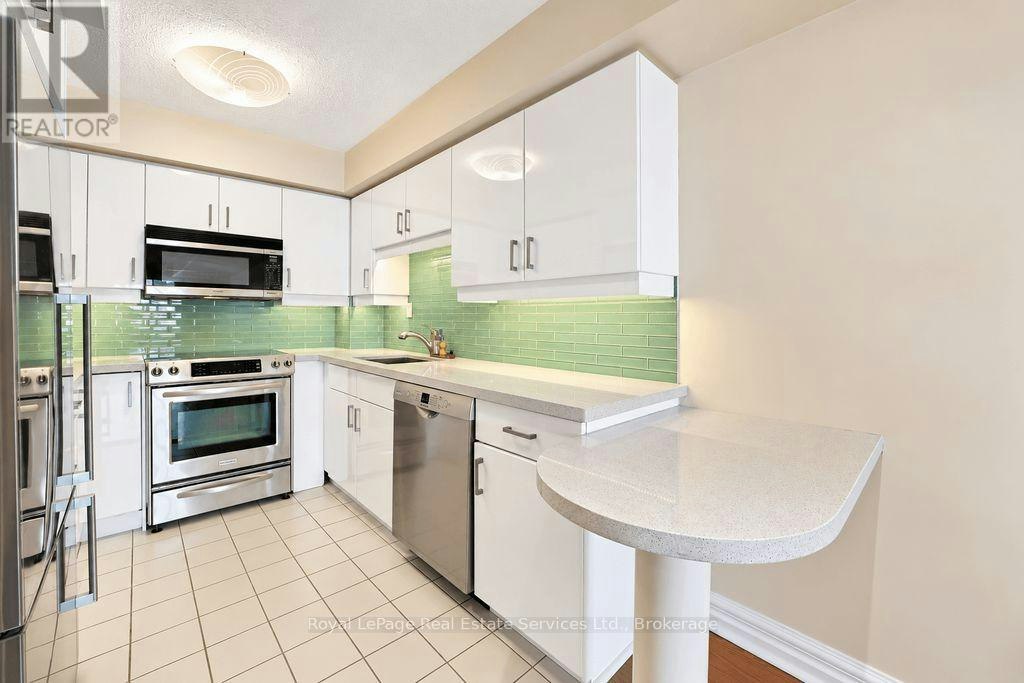 305-221 Robinson Street, Oakville, ON, L6J 7N9 - 13
