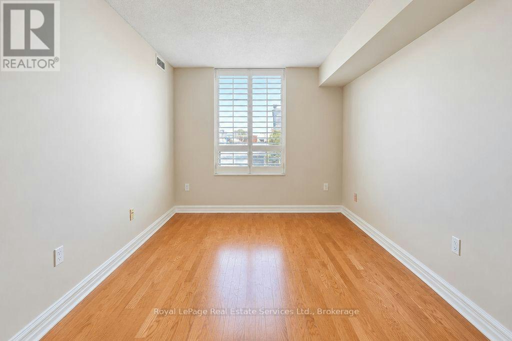 305-221 Robinson Street, Oakville, ON, L6J 7N9 - 19