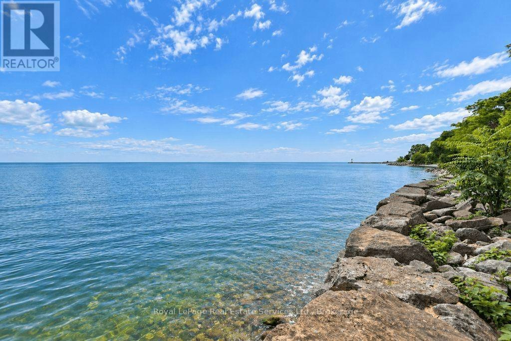 305-221 Robinson Street, Oakville, ON, L6J 7N9 - 44
