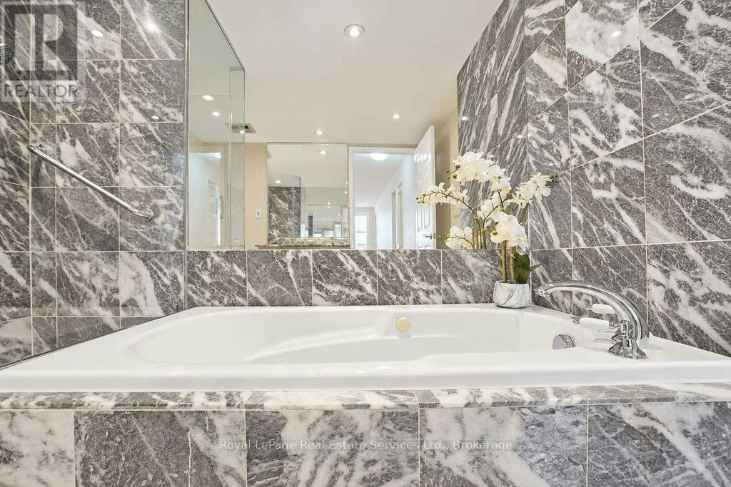 305-221 Robinson Street, Oakville, ON, L6J 7N9 - 28