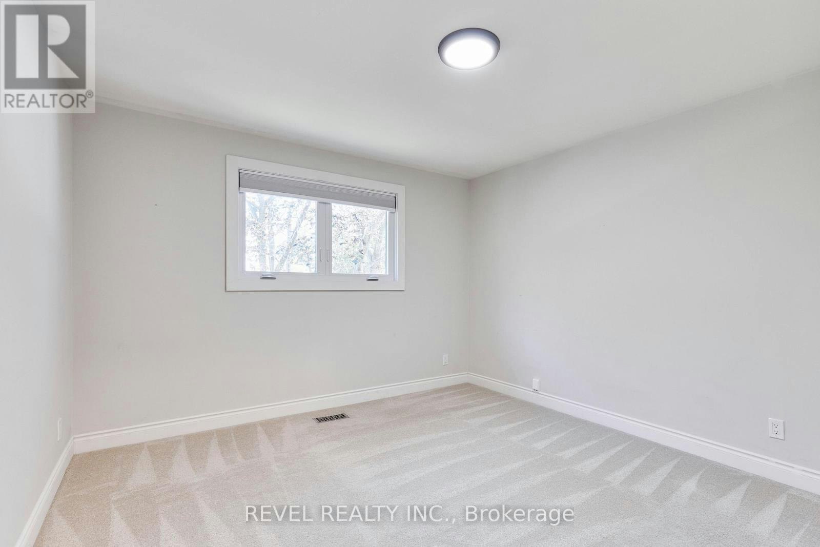 1260 Ilona Park Road, Pickering, ON, L1W 1E4 - 13