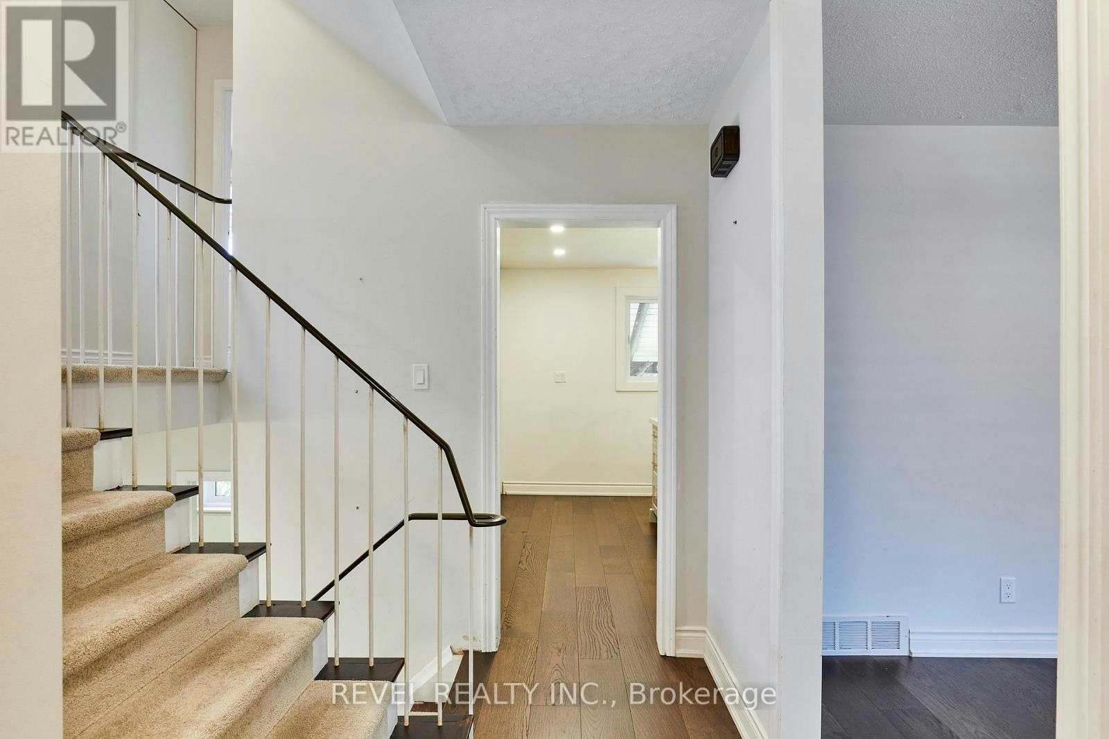 1260 Ilona Park Road, Pickering, ON, L1W 1E4 - 3