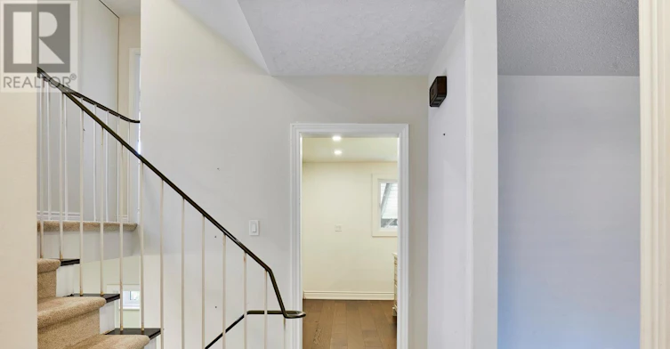 1260 Ilona Park Road, Pickering, ON, L1W 1E4 - 3
