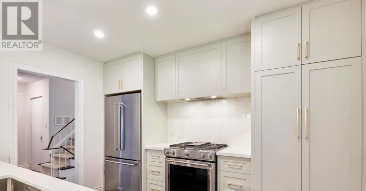 1260 Ilona Park Road, Pickering, ON, L1W 1E4 - 5