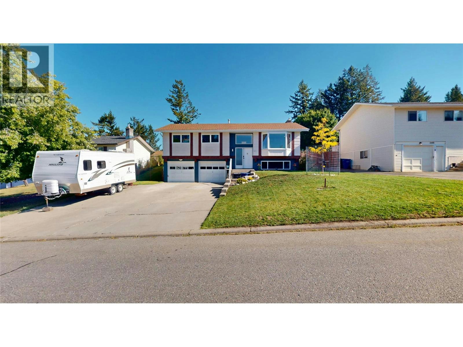 3401 N Mount Royal Drive, Cranbrook, BC, V1C 5R5
