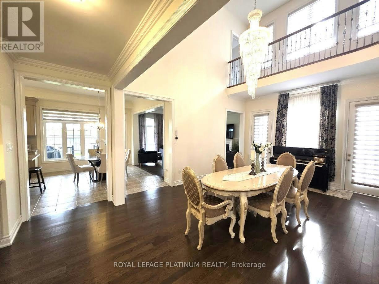 25 Munsie Drive, King, ON, L7B 0N8 - 6