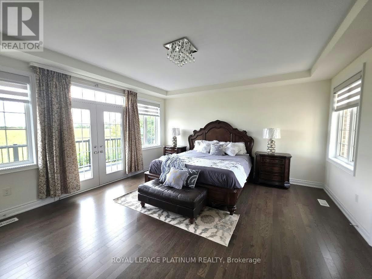 25 Munsie Drive, King, ON, L7B 0N8 - 10