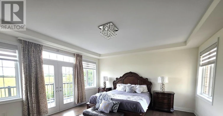 25 Munsie Drive, King, ON, L7B 0N8 - 10