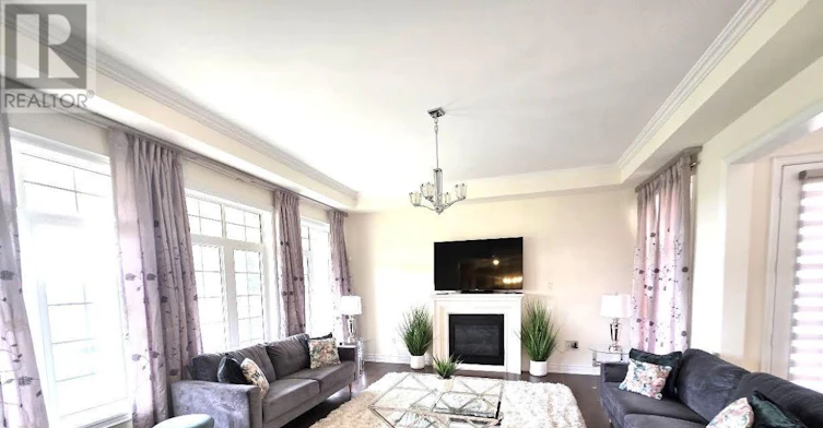 25 Munsie Drive, King, ON, L7B 0N8 - 28
