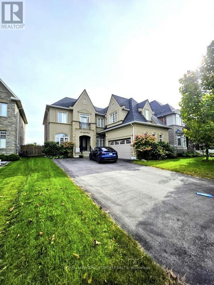 25 Munsie Drive, King, ON, L7B 0N8 - 2