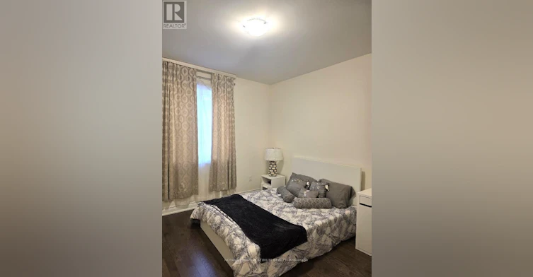 25 Munsie Drive, King, ON, L7B 0N8 - 15