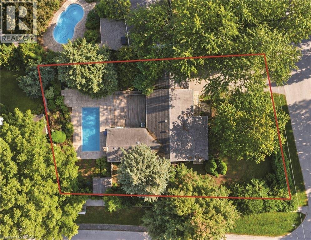 505 Patricia Drive, Oakville, ON, L6K 1L9
