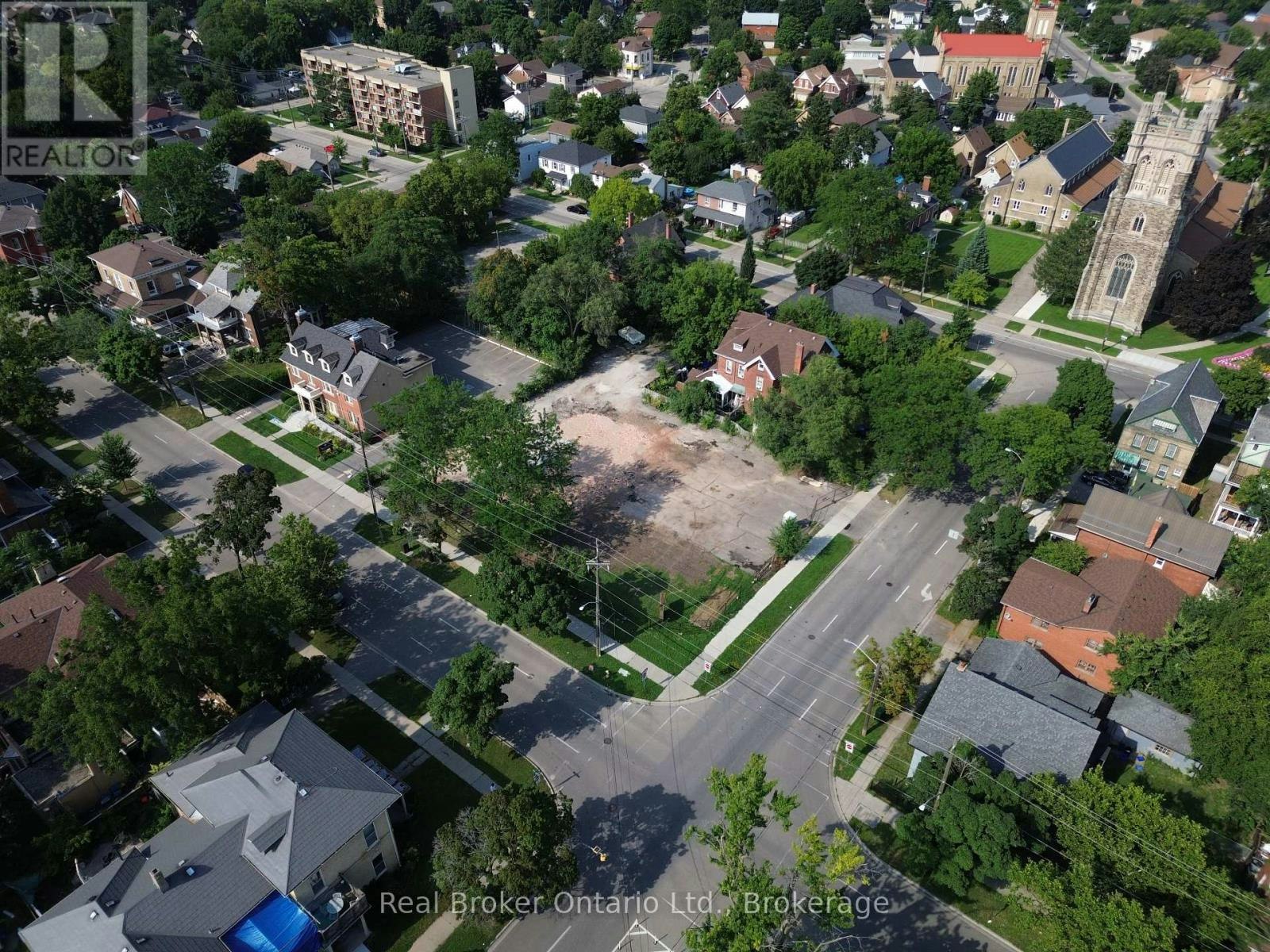 25 William Street, Brantford, ON, N3T 3K3