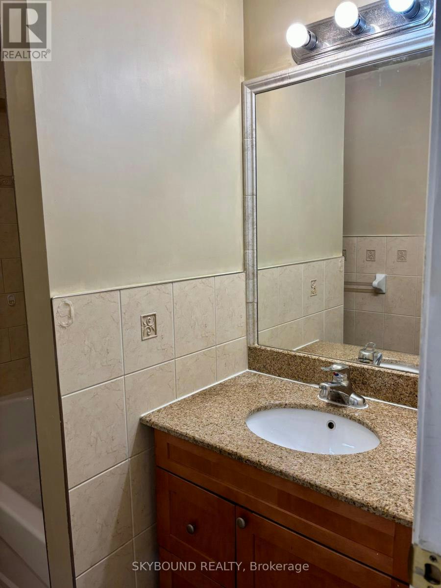 LOWER-107 Whitchurch Mews, Mississauga, ON, L5A 4B2 - 12