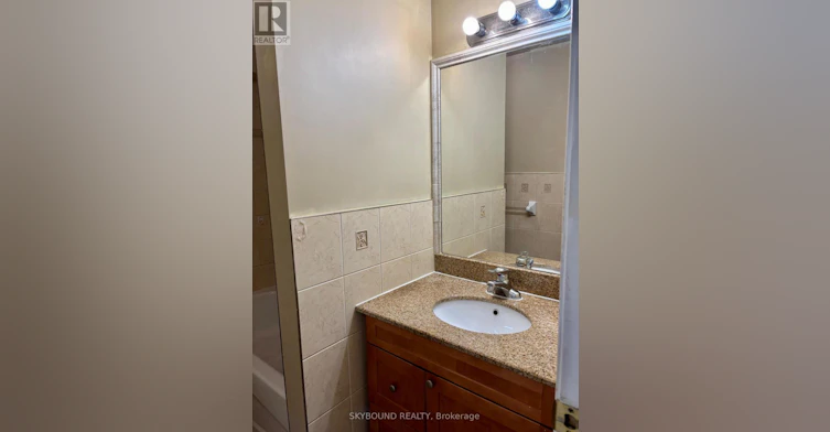 LOWER-107 Whitchurch Mews, Mississauga, ON, L5A 4B2 - 12