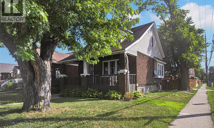 1494 Pierre