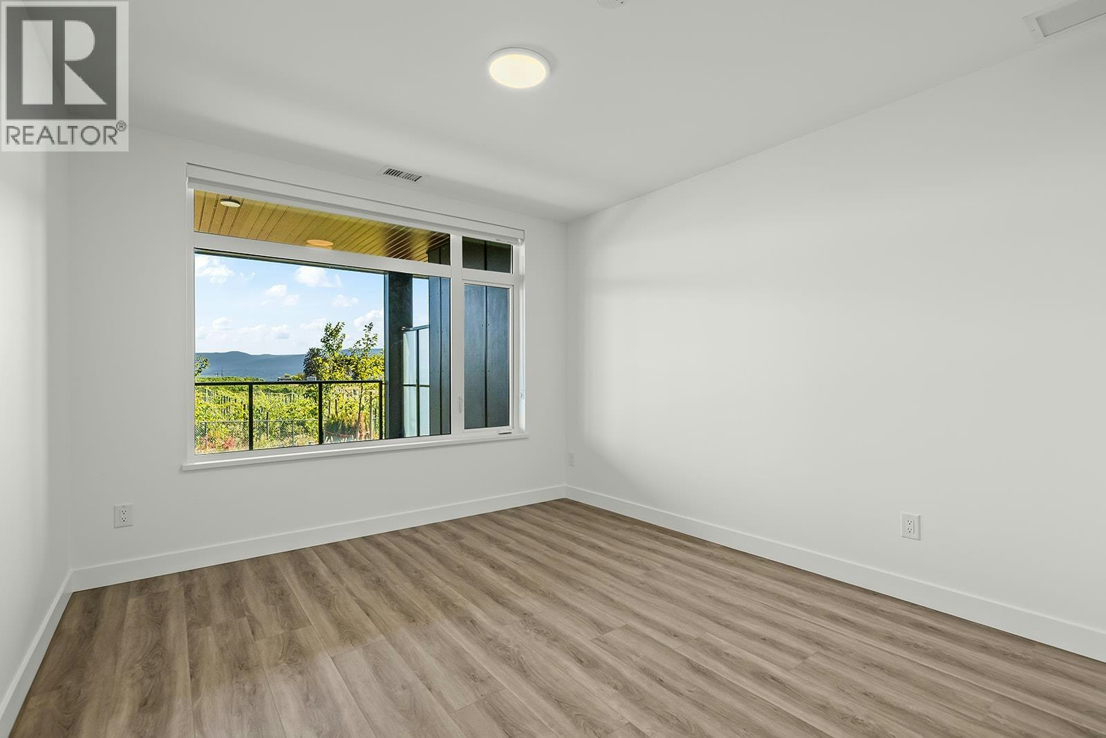 107-2780 Olalla Road, West Kelowna, BC, V1Z 2A9 - 16