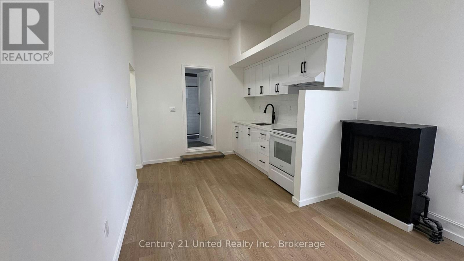 9 - 172-5 Hunter Street W, Peterborough, ON, K9H 2L2 - 4