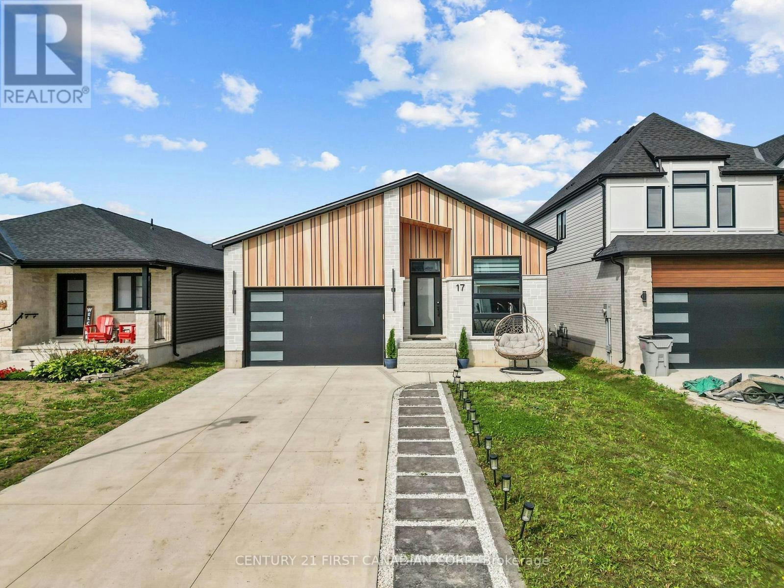 17 Sheldabren Street, North Middlesex, ON, N0M 1A0
